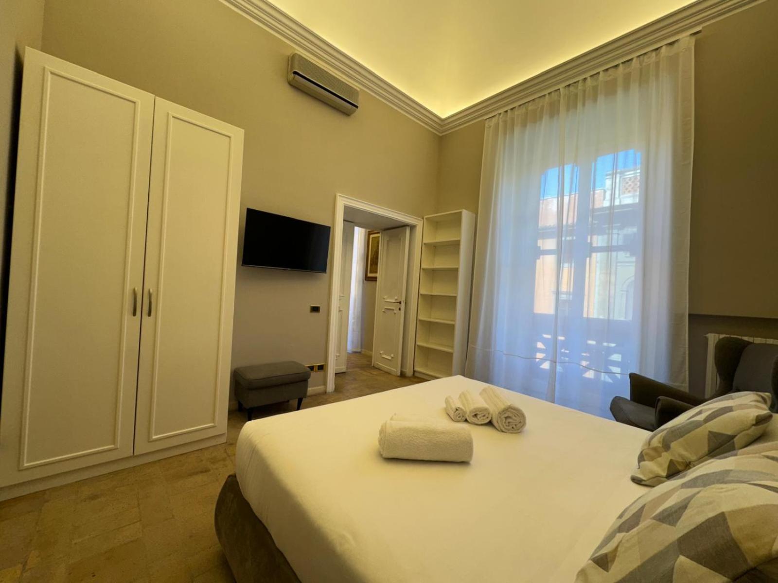 Lux Apartment Cavour Rzym Zewnętrze zdjęcie