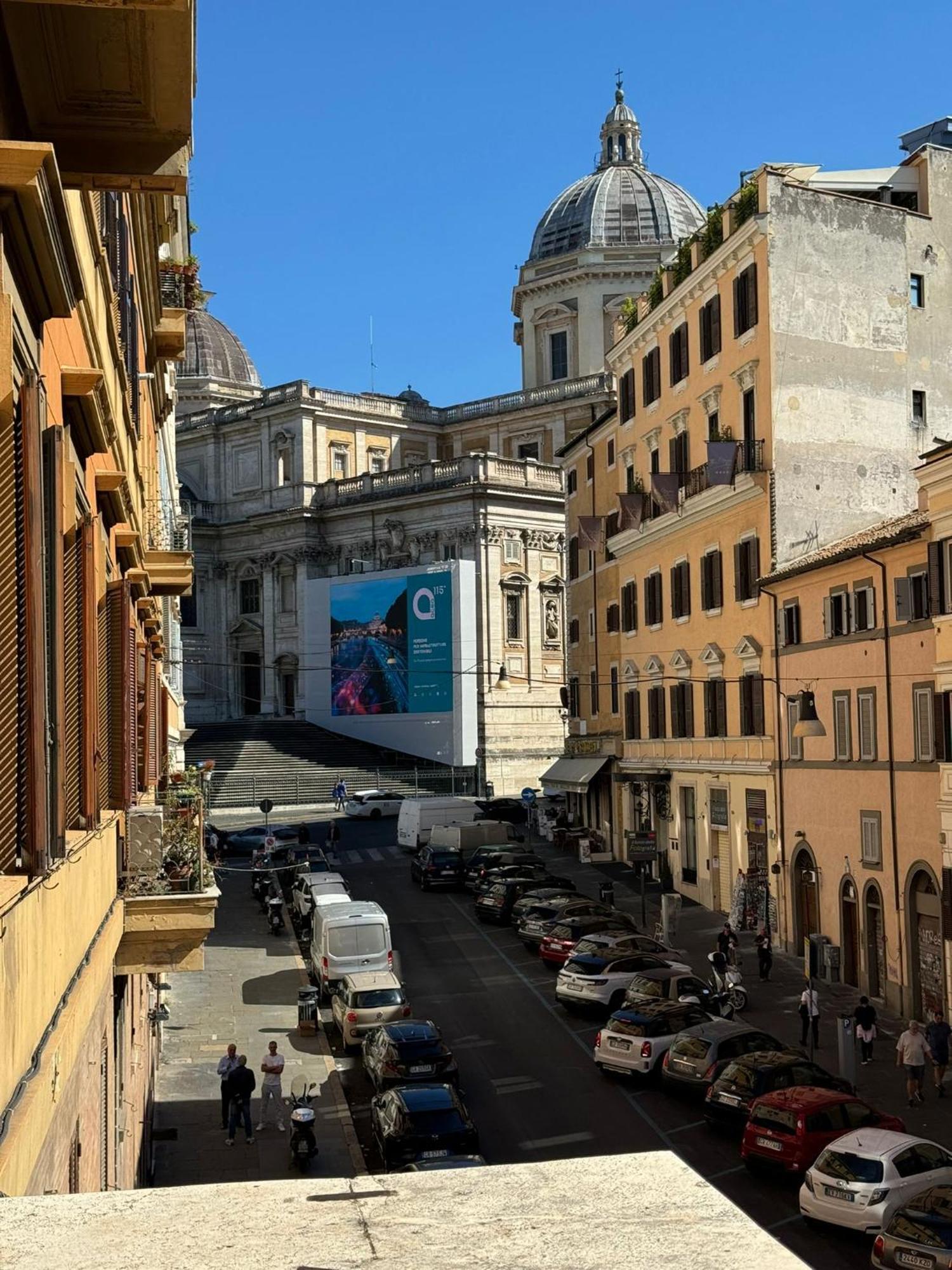 Lux Apartment Cavour Rzym Zewnętrze zdjęcie